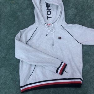 Tommy Hilfiger cropped hoodie
